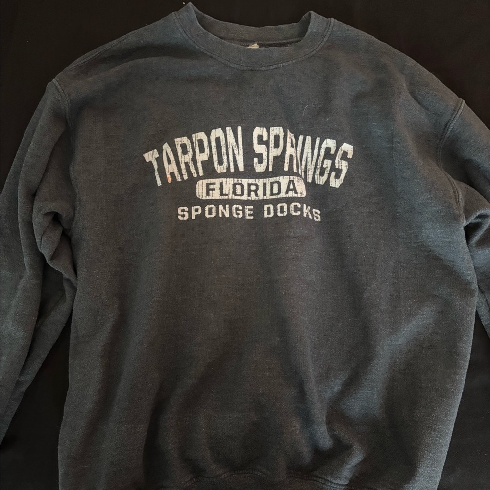sweatshirt